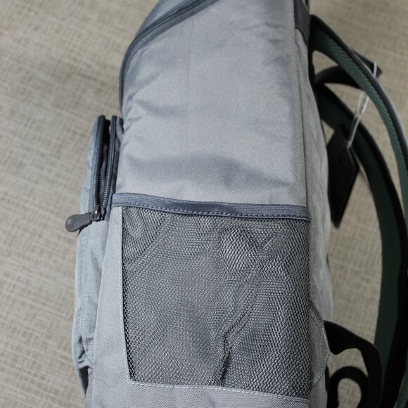 NWT Tourit 28L Cygnini 30 Can Cooler Backpack Insulated Light Grey - Picture 7 of 9